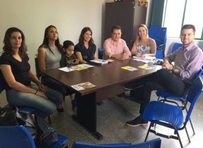 Presidente participa de reunião do projeto “Veterinário Solidário”, que promoverá a vacinação de animais de famílias carentes